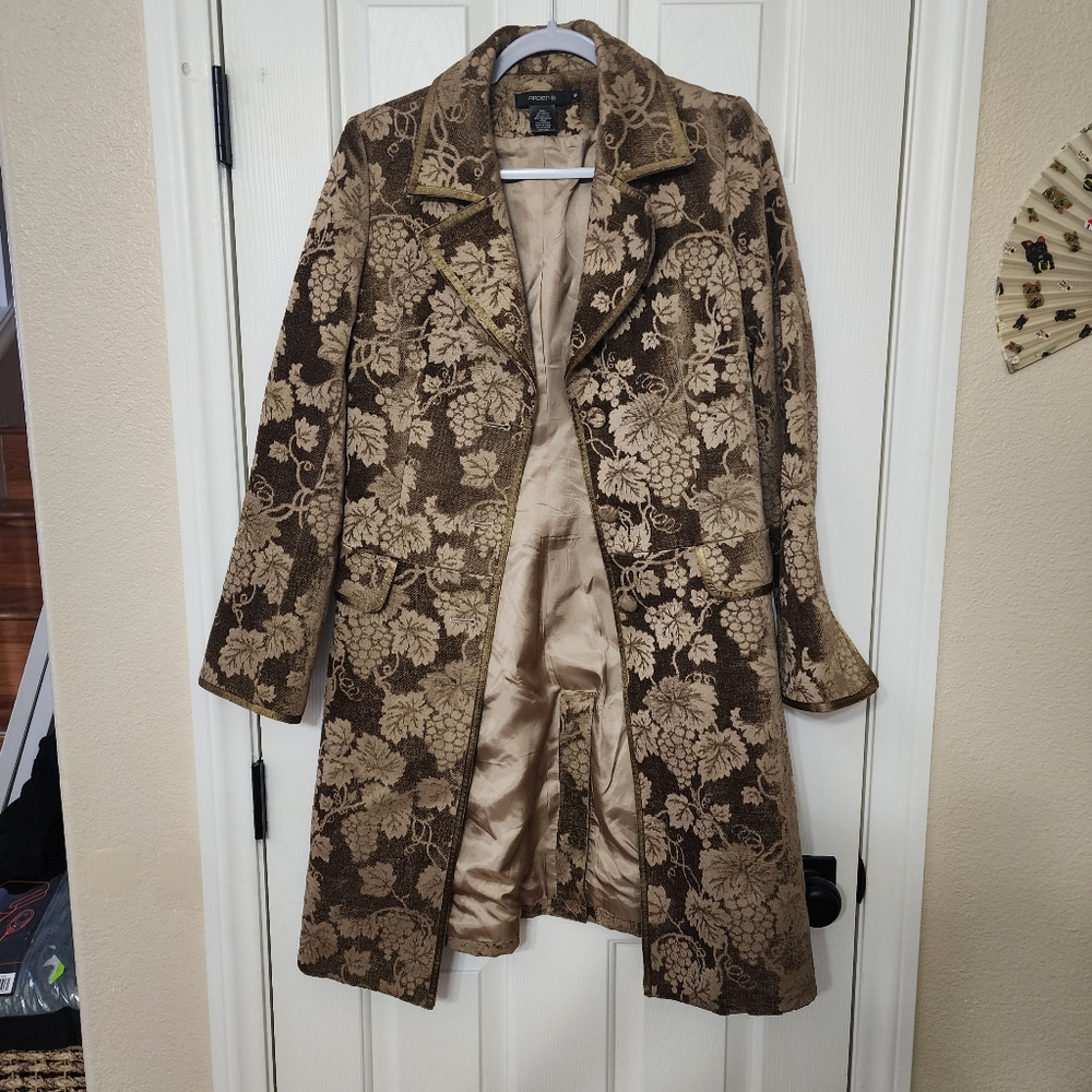 ARDEN B.  Floral wine vines Patterned trench Coat - Brown and Tan